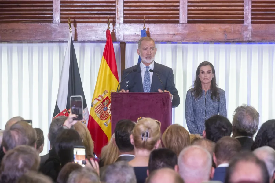 IL RE DI SPAGNA RIAFFERMA LA SOVRANITÀ SU CEUTA E MELILLA