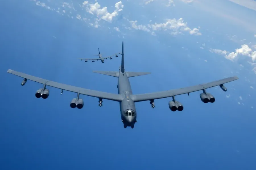 USA, MISSILI ANTINAVE LRASM SUI BOMBARDIERI B-52