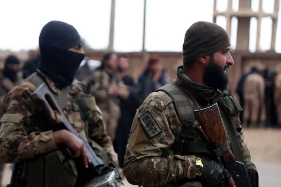 SIRIA, ARRESTATI CINQUE EX MILIZIANI DEL REGIME DI ASSAD