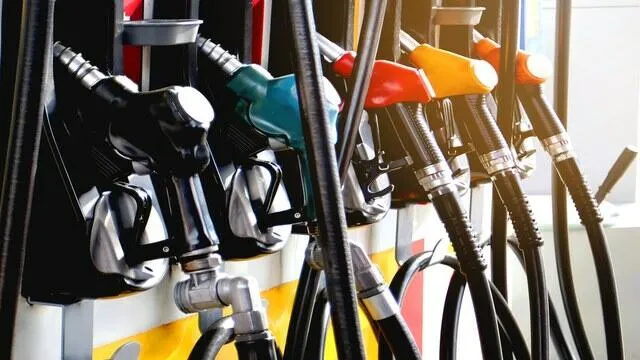 NEGLI STATI UNITI IL DIESEL COSTA MOLTO PIÙ DELLA BENZINA