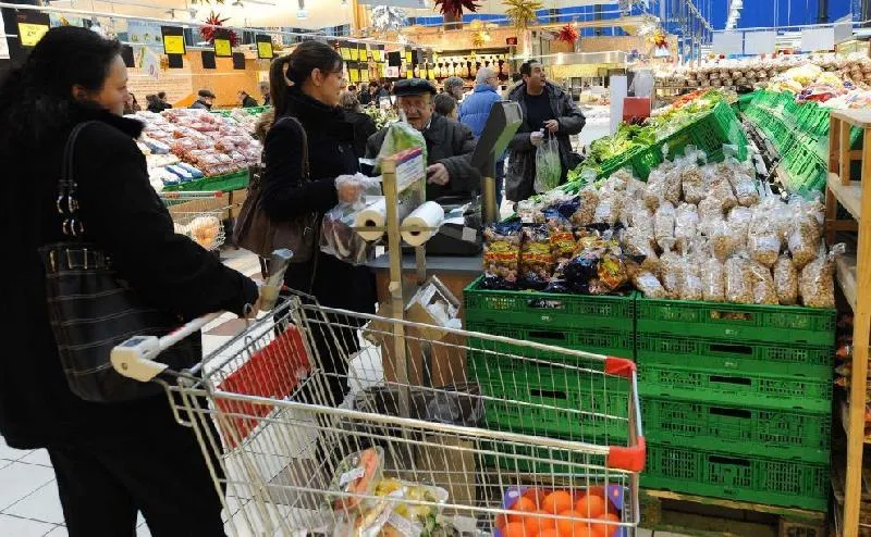ISTAT, NEL 2025 QUASI TRE FAMIGLIE SU DIECI HANNO RIDOTTO LA SPESA ALIMENTARE