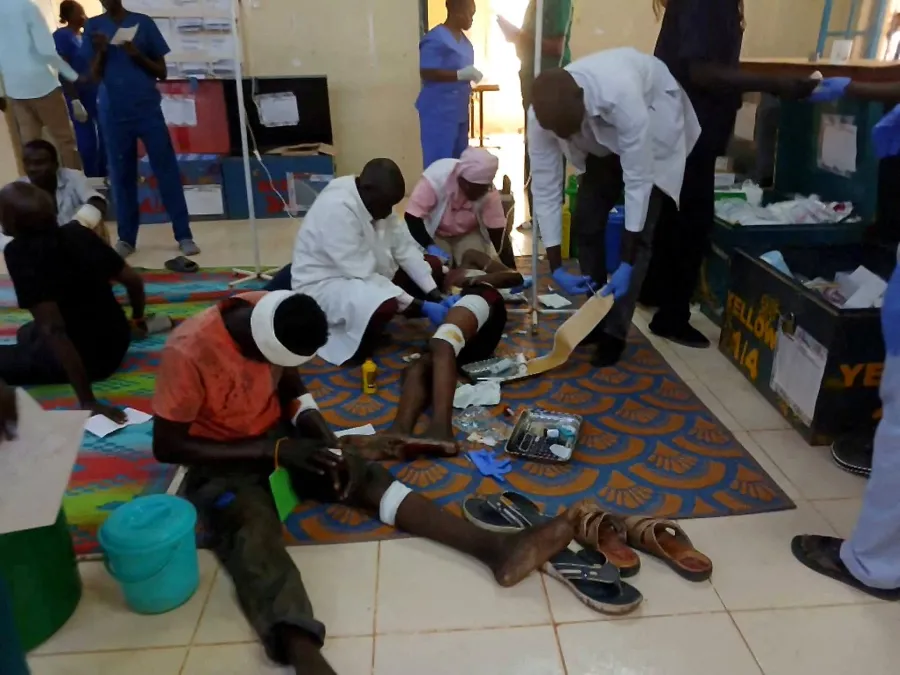 DRONI DELL'ESERCITO SUDANESE SU UN MERCATO DI ABYEI, ALMENO 152 MORTI