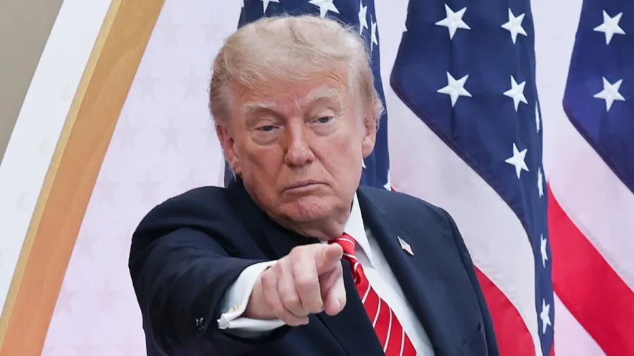 TRUMP ESCLUDE NUOVI ATTACCHI ALL'IRAN PRIMA DELLE ELEZIONI DI NOVEMBRE
