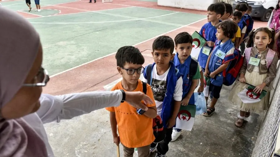 ALGERIA VIETA I CURRICULA STRANIERI NELLE SCUOLE PRIVATE