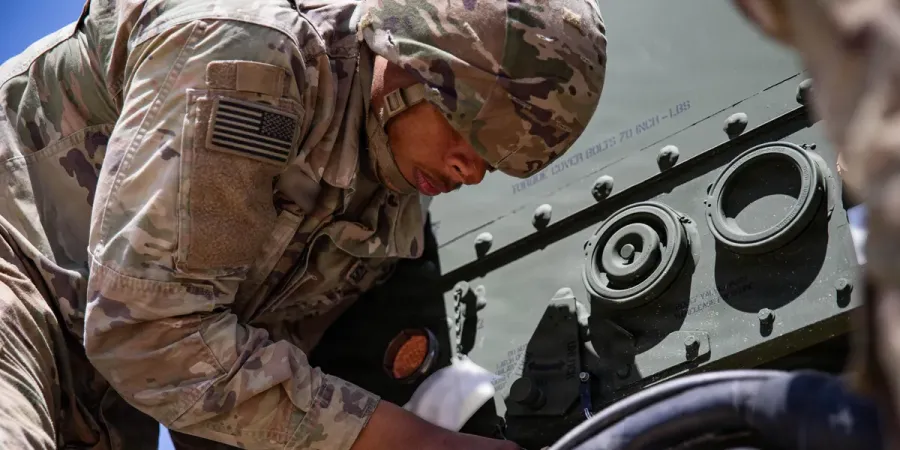 SONDAGGIO USA, I MILITARI IN SERVIZIO CONTRARI ALLA GUERRA CON L'IRAN