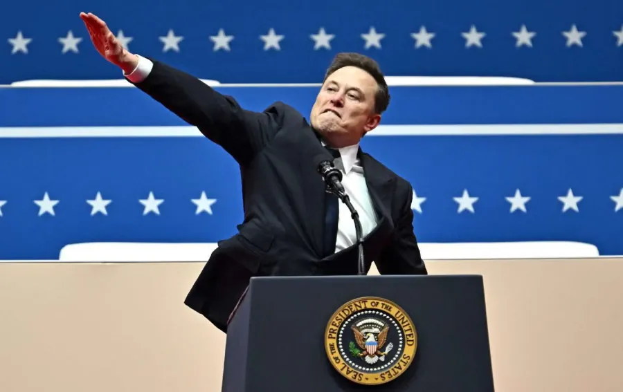 MUSK AMMETTE DI AVER LIMITATO STARLINK E FINANZIA I REPUBBLICANI