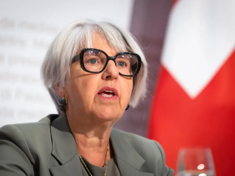 SVIZZERA, IL GOVERNO SOSTIENE L'AUMENTO DELL'IVA PER LA 13ESIMA PENSIONE