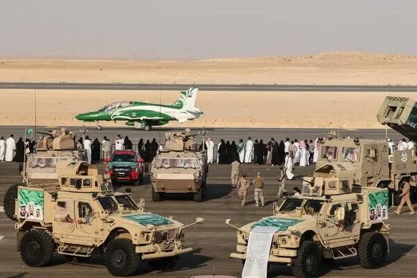 HOUTHI ANNUNCIANO ATTACCHI IN ARABIA SAUDITA, ALLARME USA PER 12 PAESI
