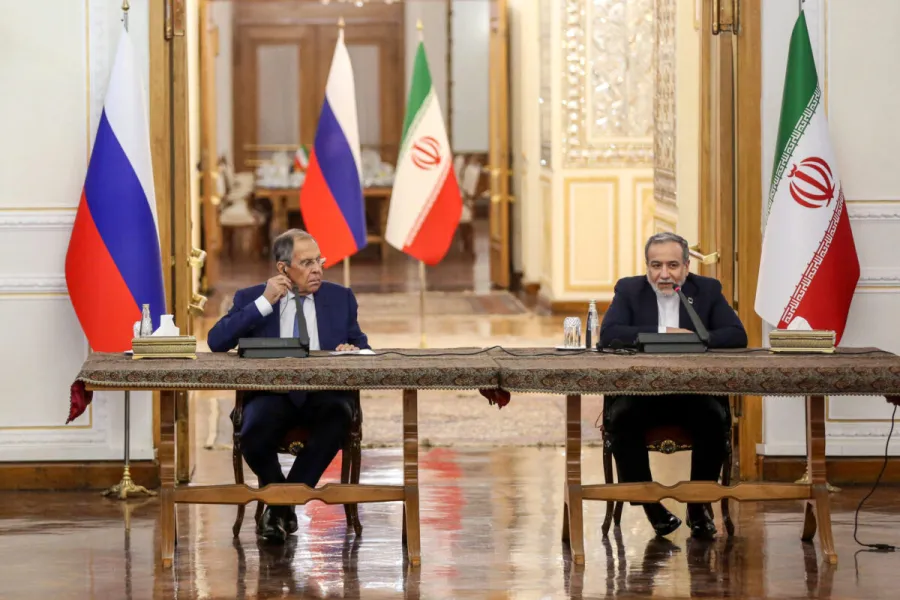 ARAGHCHI: L'EUROPA PAGA IL PREZZO DEI SUOI ERRORI