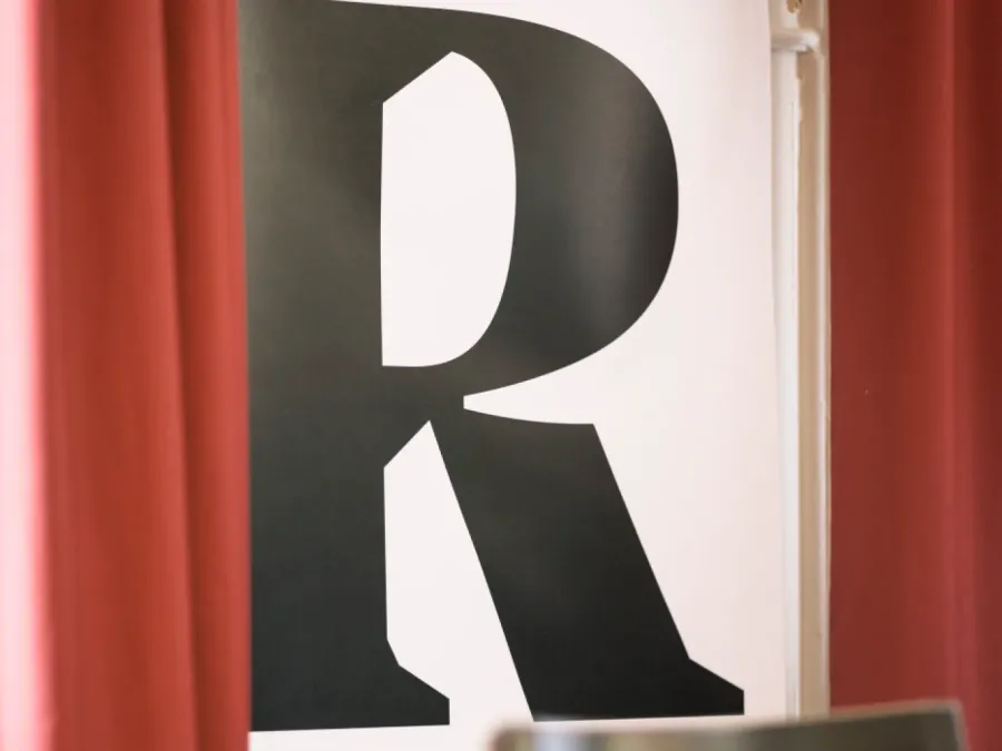 ATTACCO INFORMATICO AL MAGAZINE SVIZZERO REPUBLIK, RUBATI DATI DEGLI UTENTI