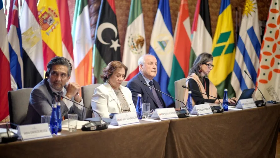 LA COLOMBIA LASCIA IL GRUPPO DELL'AIA, RESTA SOLO IL SUDAFRICA