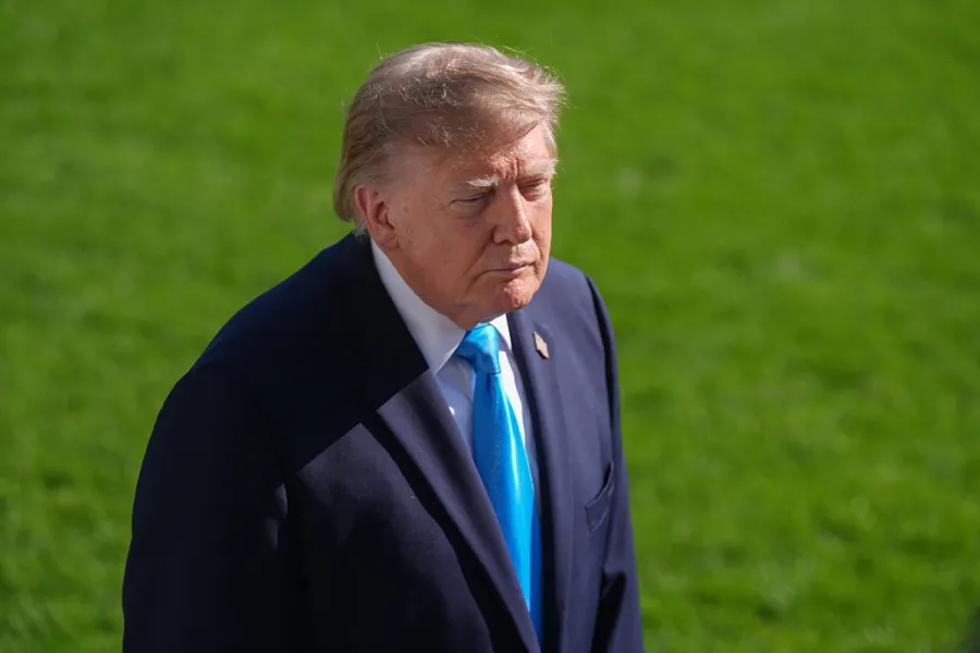 TRUMP CHIEDE UN NUOVO PRESIDENTE IN UCRAINA E APPOGGIA NETANYAHU