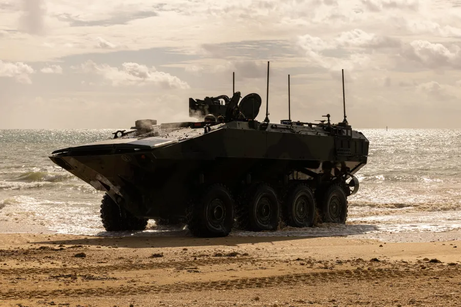 USA: DUBBI SUL VEICOLO ANFIBIO DEI MARINES PER LA MINACCIA DEI DRONI