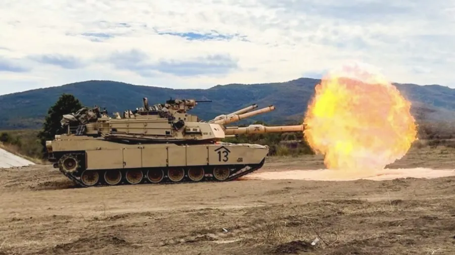 GENERAL DYNAMICS E PRIMORDIAL LABS PORTANO IL CONTROLLO VOCALE SUI VEICOLI DA COMBATTIMENTO