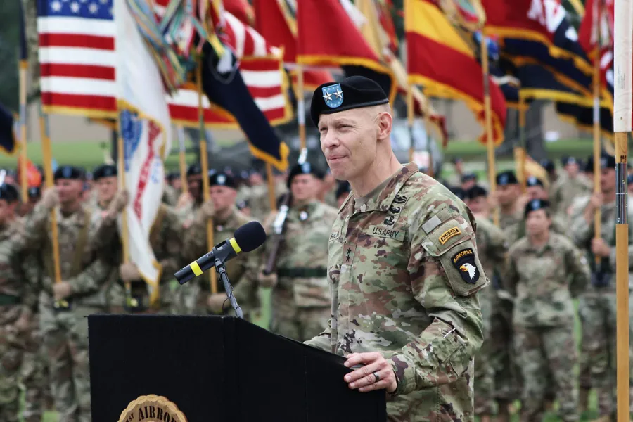 HEGSETH LICENZIA IL CAPO DELLA PIANIFICAZIONE MILITARE DEL PENTAGONO