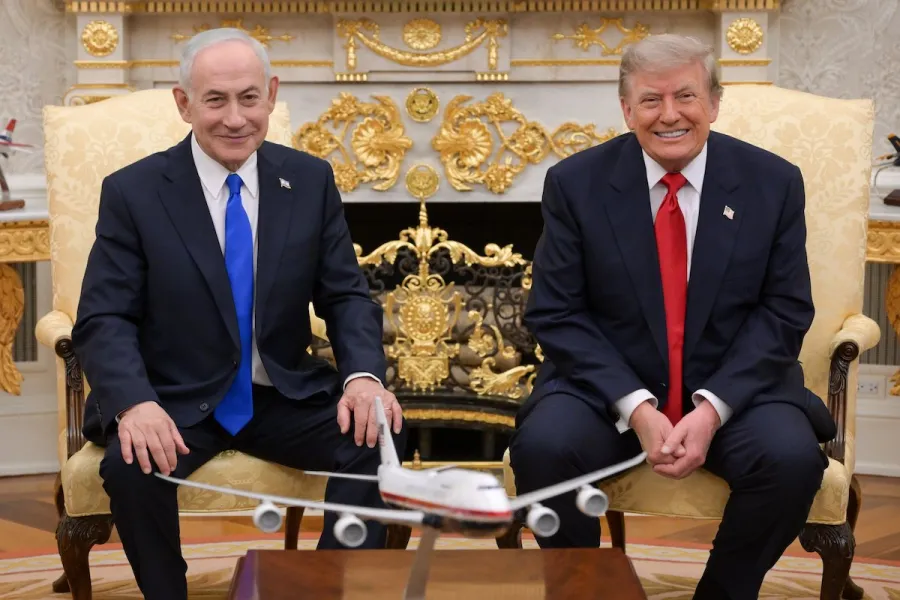 NETANYAHU E TRUMP DISCUTONO UN POSSIBILE ATTACCO CONGIUNTO ALL'IRAN