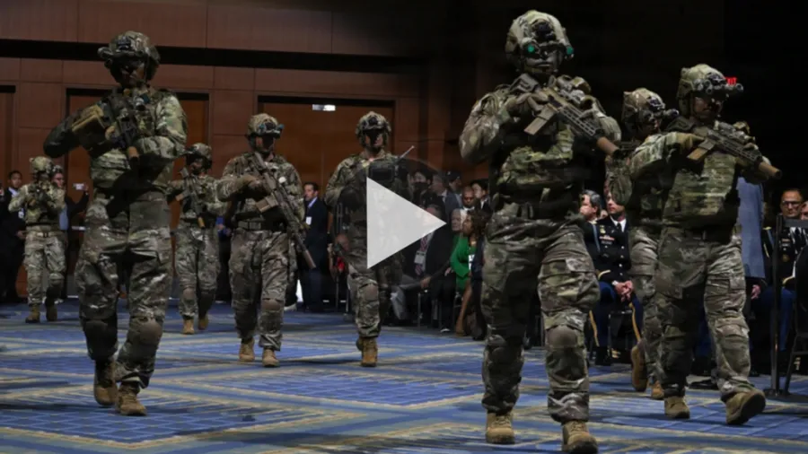 L'ESERCITO USA ARRIVA AD AUSA 2026 CON NUOVA GUIDA E UN COMANDO PER I DRONI