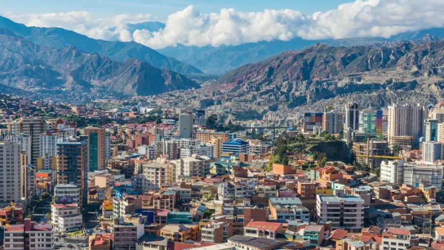 BOLIVIA, CRISI ENERGETICA E CARENZA DI CARBURANTI DOPO IL CROLLO DEL GAS